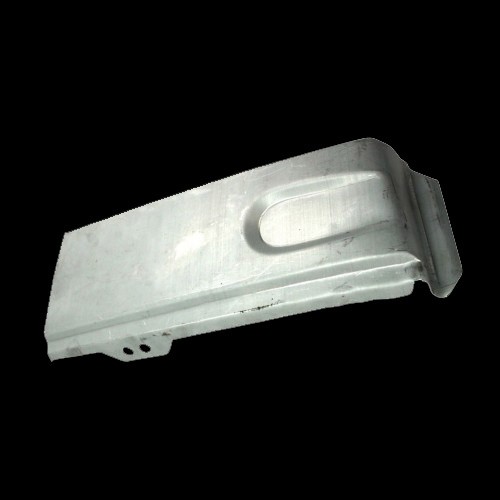 PLÅT T25 BAKOM BAKHJUL VÄNSTER