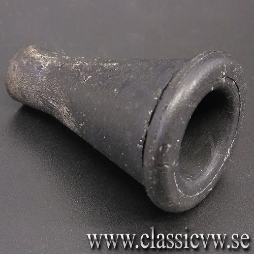 GUMMIGENOMFÖRING KONA 20/4 MM. (1) GUMMIGENOMFÖRING KONA 20/4 MM. (1)