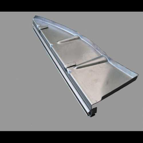 PLÅT T1 TRIANGEL I MOTORRUM VÄNSTER SIDA 61-66 (1) PLÅT T1 TRIANGEL I MOTORRUM VÄNSTER SIDA 61-66 (1)