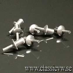 CLIPS HANDSKFACK T1 MED KLÄDD INSTRUMENTBRÄDA (1) CLIPS HANDSKFACK T1 MED KLÄDD INSTRUMENTBRÄDA (1)