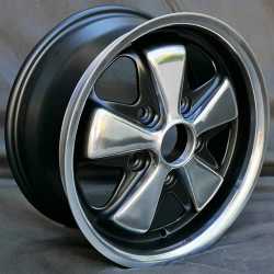 FUCHS MAXILITE 7X15 130/5 ET47 SVART/POLERAD FUCHS MAXILITE 7X15 130/5 ET47 SVART/POLERAD